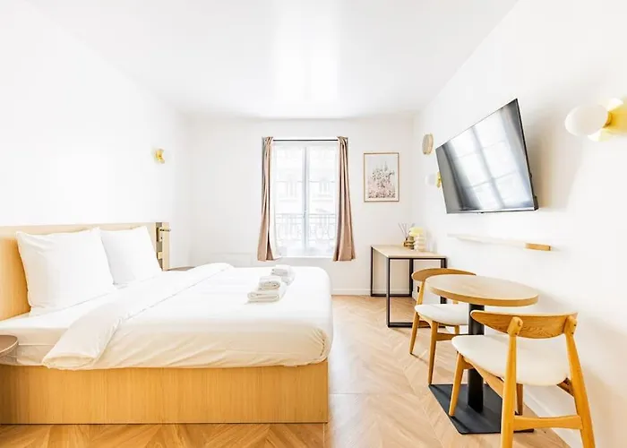 154 Luxueuse-etienne Marcel-chatelet-paris 3 Paris